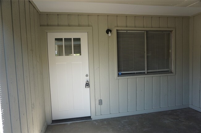 Photo - 1913 Normal Park Dr