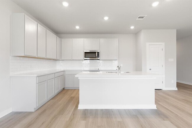 Photo - 220 Lazy Lizzy Rd