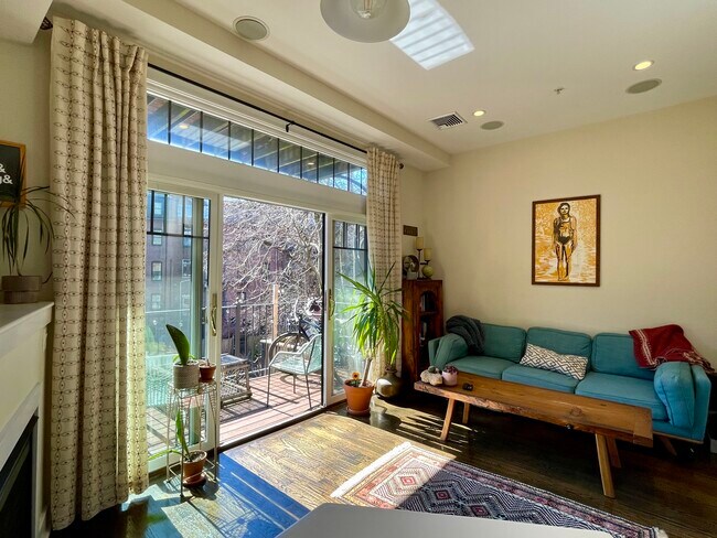 Photo - 410 Columbus Ave Unidad 2