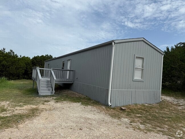 Building Photo - 7348 Sparta Rd Rental