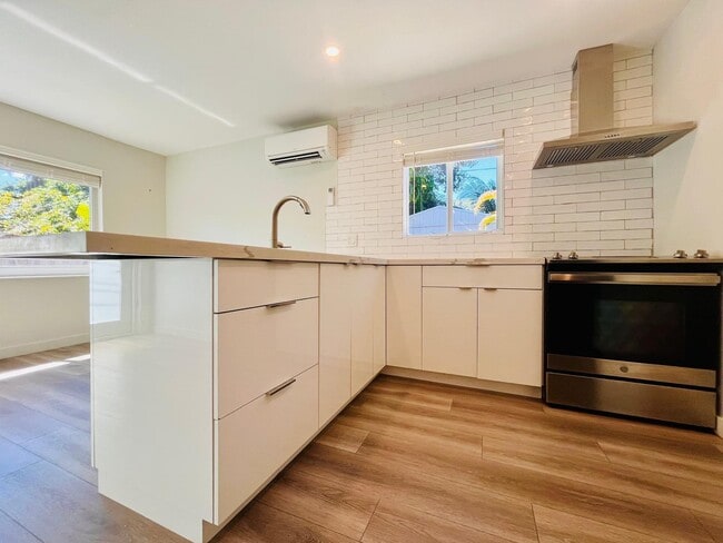 Photo - 1215 NE 17th Ave Unit 7