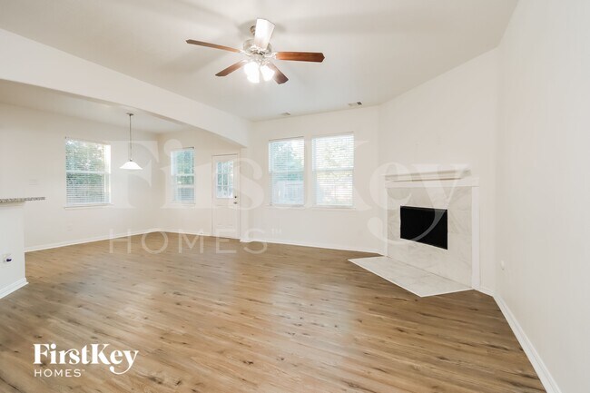 Photo - 28603 Hidden Lake W