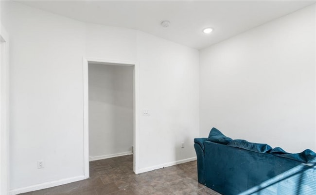 Photo - 27 Winans Ave