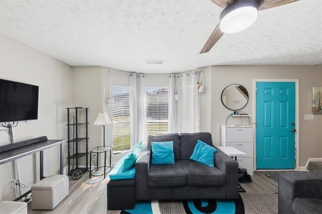 Photo - 3682 Stephanie Ct