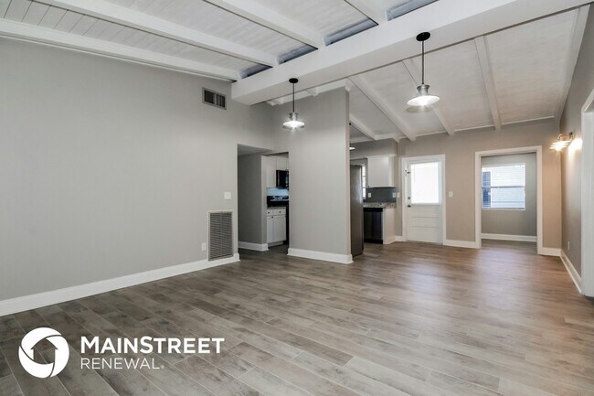 Photo - 603 Hillside Dr