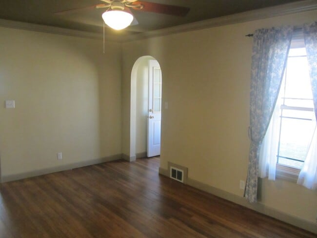 Photo - Very sharp 2 BR house in Normal