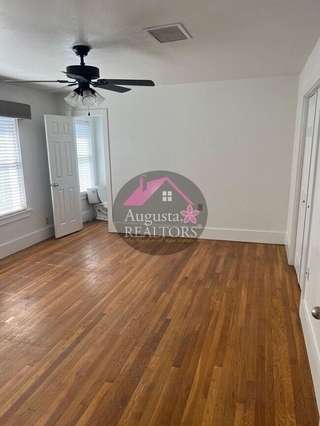 Photo - KC-1209 Bawcom Unit KC-1209 Bawcom