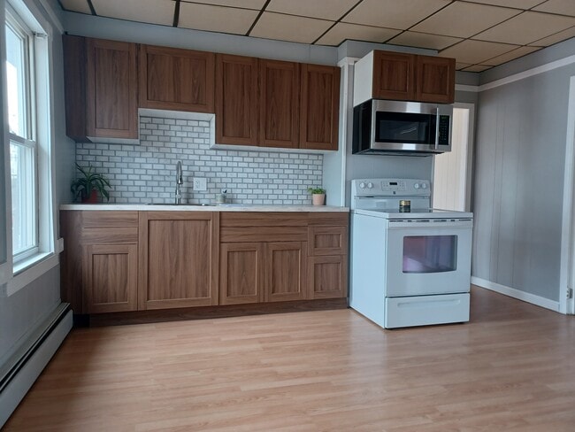 Photo - 22 Chestnut St