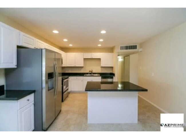 Photo - 7421 E Belleview St