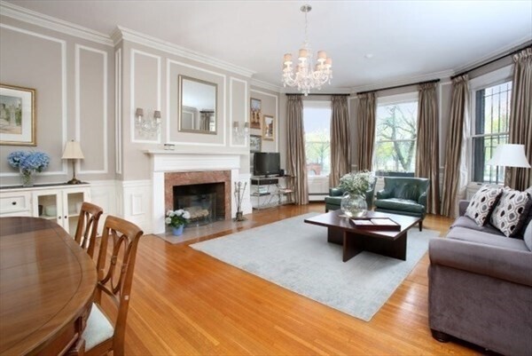 Building Photo - 164 Beacon St Unit 2 Rental