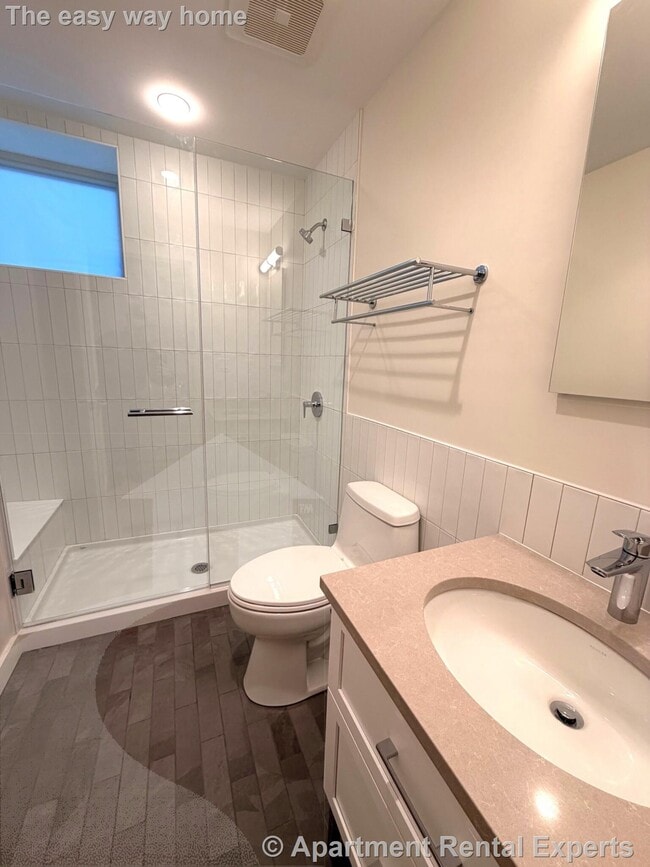 Photo - 900 Massachusetts Ave Unit #B