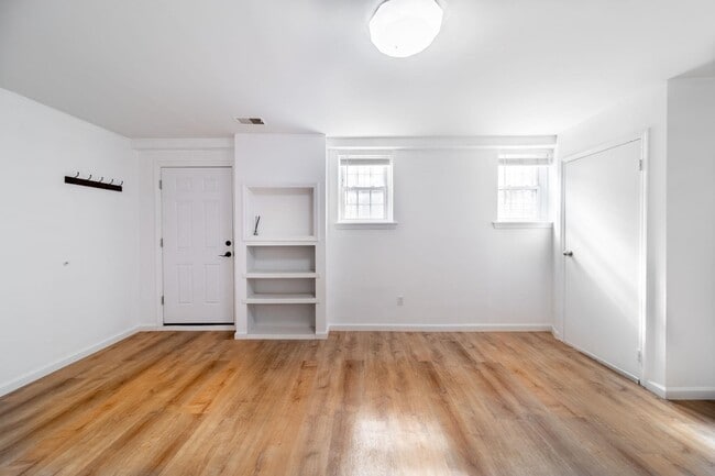 Photo - 236 Christopher Columbus Dr