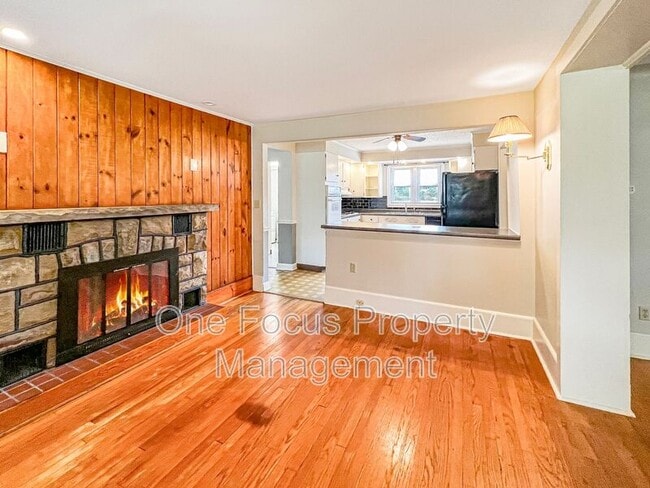 Photo - 25 N Glenbrook Ave