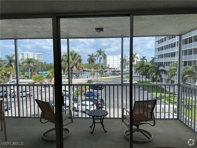 Building Photo - 5 Bluebill Ave Unit 312 Rental