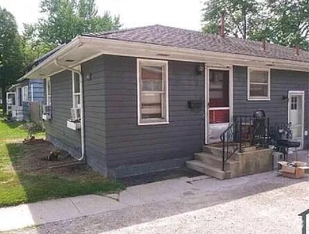 Building Photo - 611 Croswell St Rental