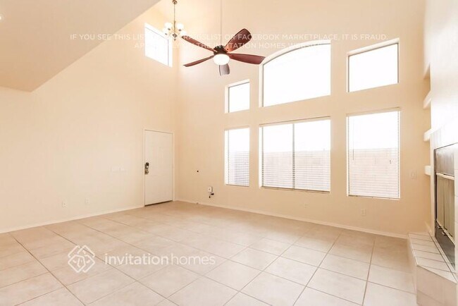 Photo - 250 W Juniper Ave