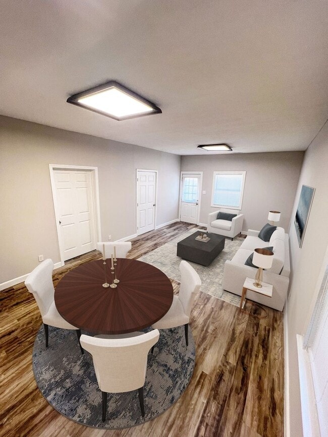 Photo - 2437-2439 Indianola Avenue Unit 2439 Indianola Avenue