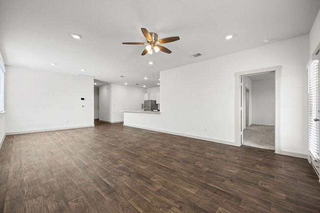 Photo - 231 Lavaca River Ln