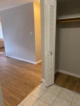 Photo - 12841-12865 65 St NW