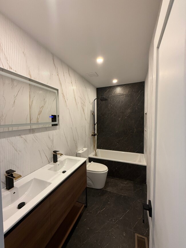 Photo - 17941 144th Ave Unit 2