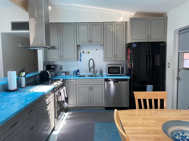 Photo - 1031 N 78th Pl