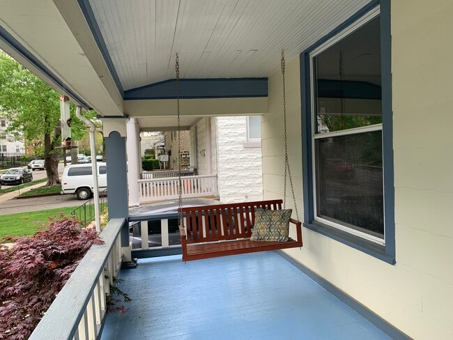 Photo - 4132 Oak St
