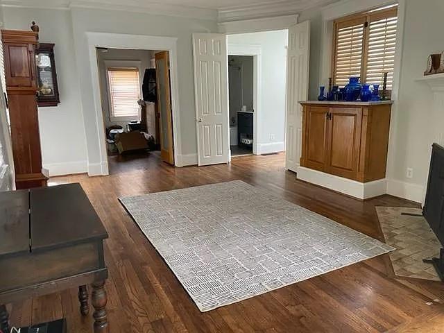 Photo - 566 Rankin St NE