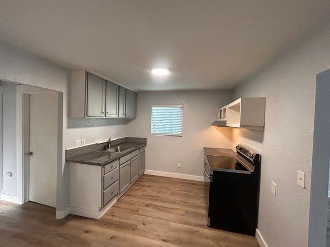 Photo - 3124 San Jose Way