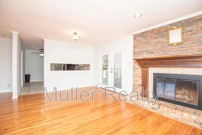 Photo - 10837 Dineen Dr