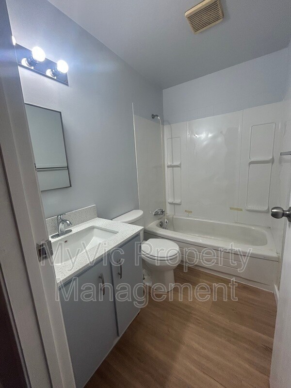 Photo - 10130-10159 159 St NW Unit One-Bedroom