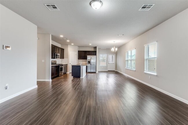 Photo - 348 Shiner Ln