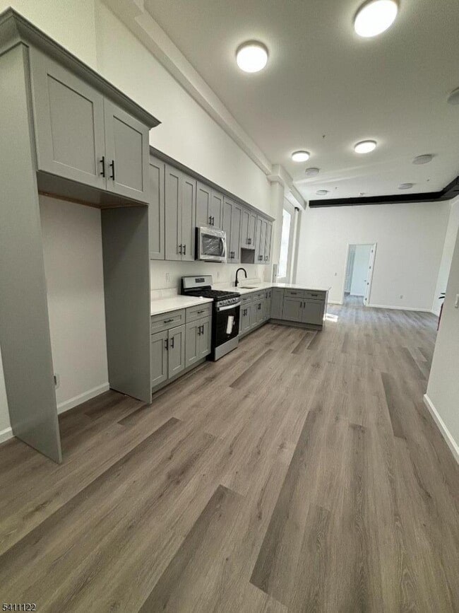 Photo - 24 Elm St Unit 201