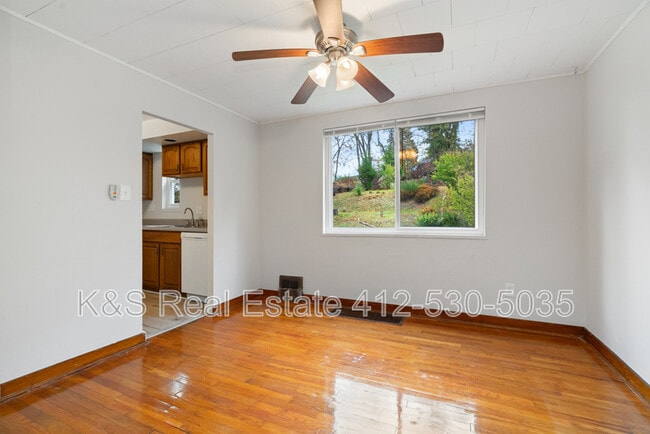 Photo - 136 Lynnwood Dr