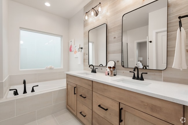 Building Photo - 701 Mara Loop Rental
