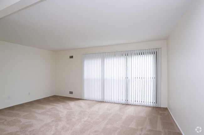3BR - Main Level Bedroom