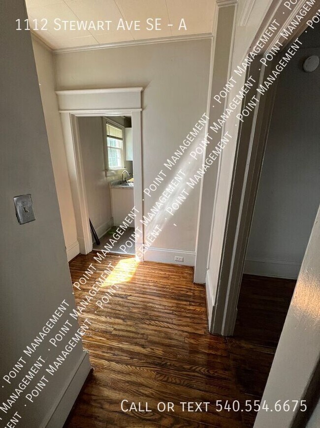 Photo - 1112 Stewart Ave SE Unit A