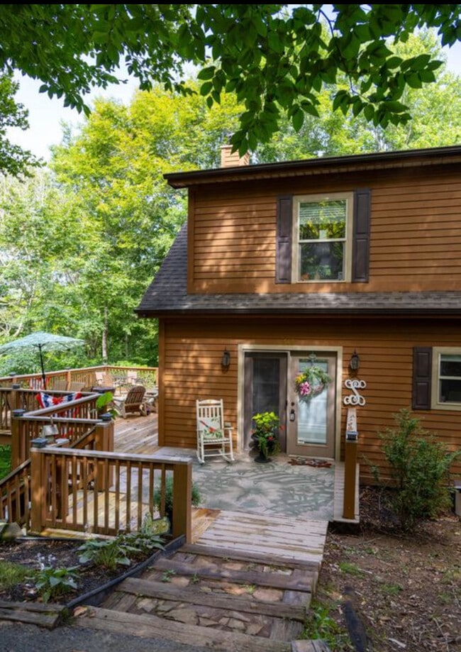 Photo - 540 Ridgecrest Rd