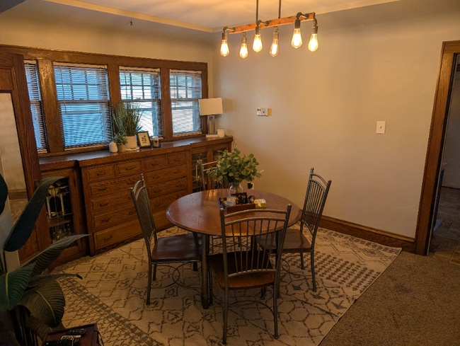 Photo - 5725 W Wells St