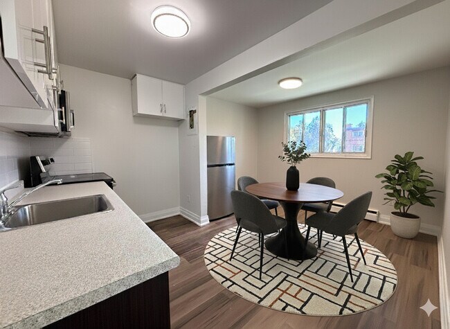 Photo - 280 Lorne Ave