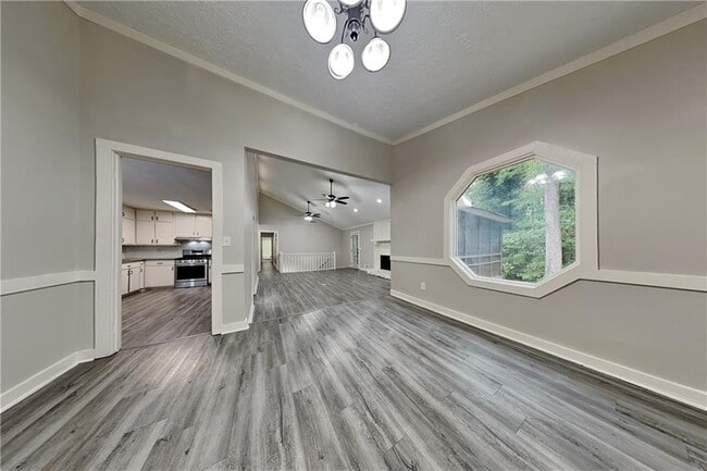 Photo - 2979 Marsh Ln SW
