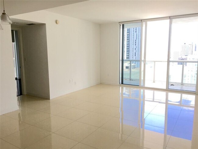 Photo - 50 Biscayne Blvd Unidad 2511