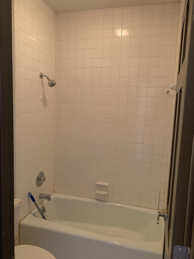 Photo - 101 Dundee Ln