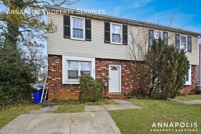 Building Photo - 920 Bank St