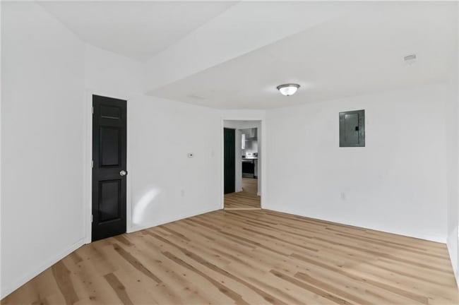 Photo - 7711 Westmoreland Ave Apartment