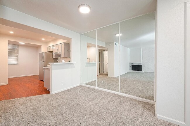 Photo - 2601 Marilee Ln Unit 3