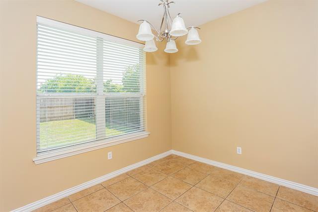 Photo - 279 Edison Ln