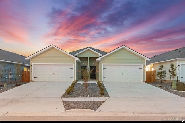Building Photo - 617 Grayson Ln
