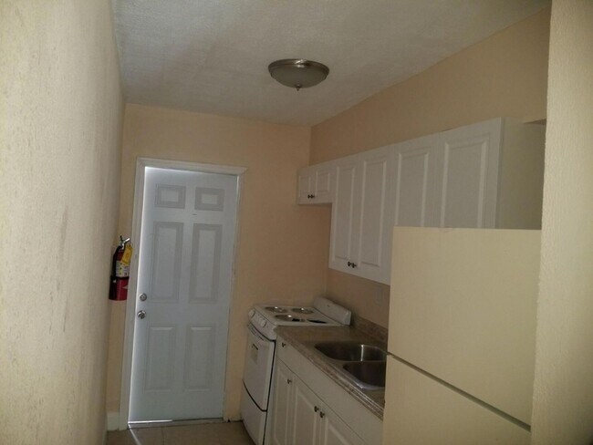 418 NW 13th Ave