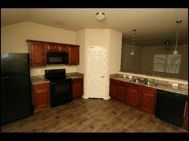 Photo - 1925 Williford St