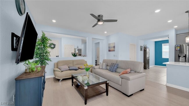 Building Photo - 5827 Casa Branca St